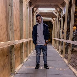 Meet your Posher, Marlon